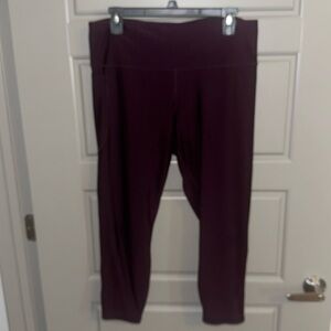 Women’s XL Under Armour High-Rise Leggings (dark maroon)